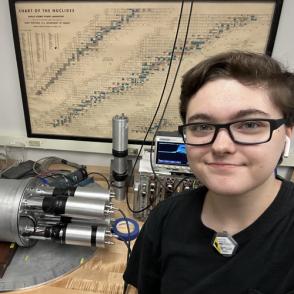 Maddie Nicholas in the lab