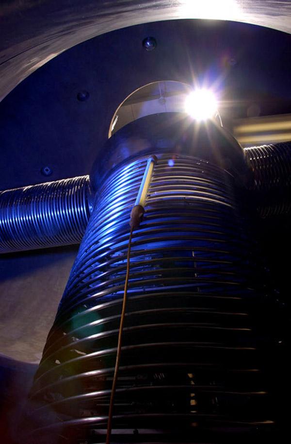 The view inside the accelerator tank, looking up along the vertical coumn. The "T" structure of the columns is clearly evident. This photo appeared in Spring 2004 issue of Ohio Today. 
