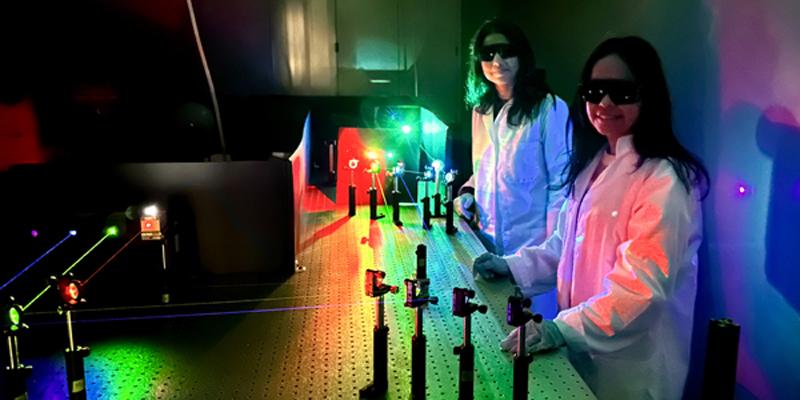 Dr. Katherine Cimatu's physical chemistry lab