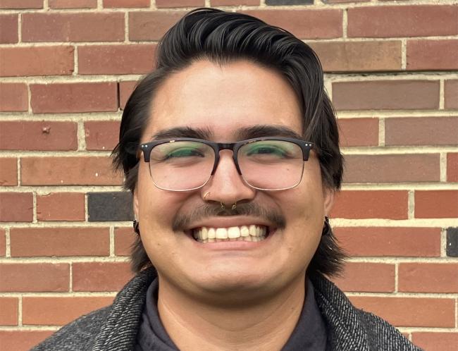 A headshot of Leonardo Perez