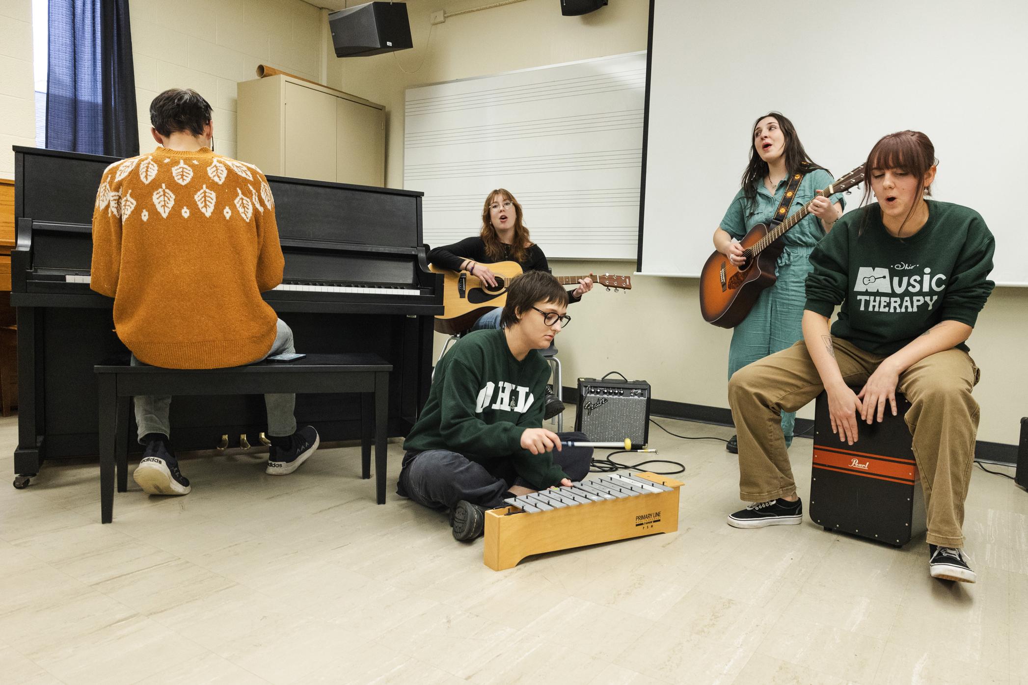 Music-Therapy-Students