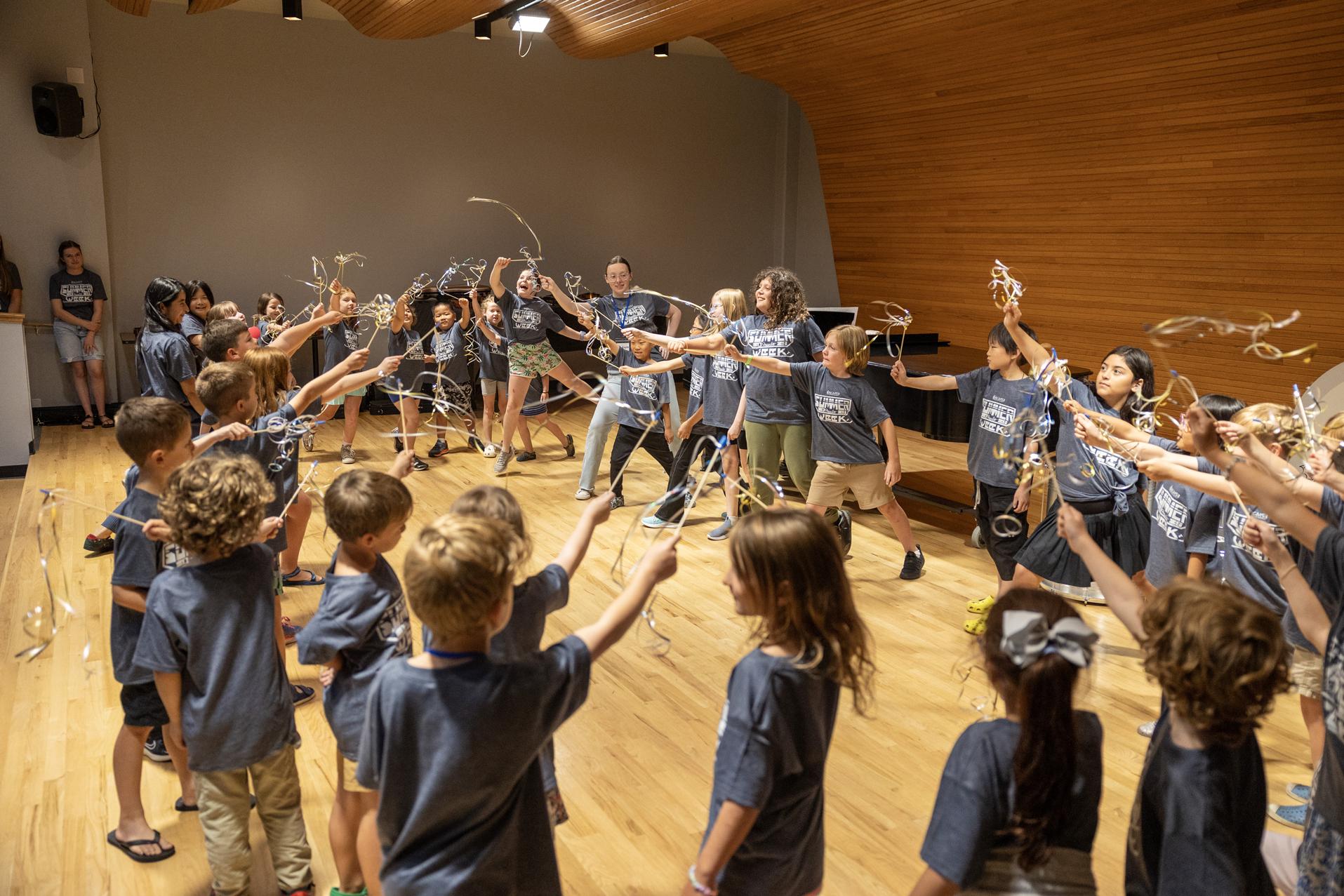 su_ACMS-Ages-6-12-Performance-group-2025