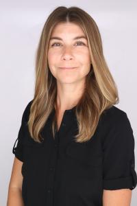 Noel Studniarz Headshot