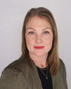 Nicole Knapp Headshot
