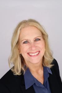 Brenda Noftz Headshot