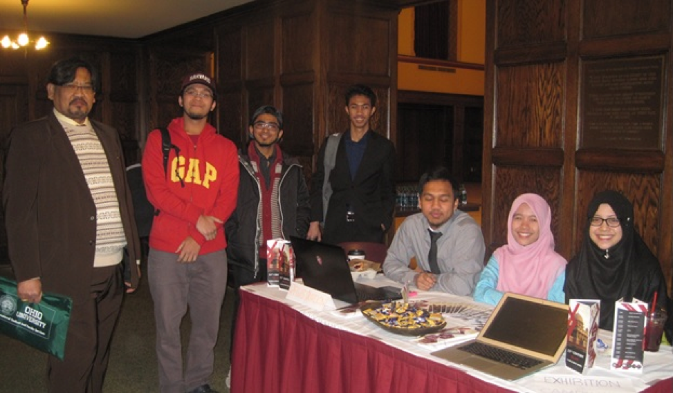 The Razak Chair with students at Iowa State University
