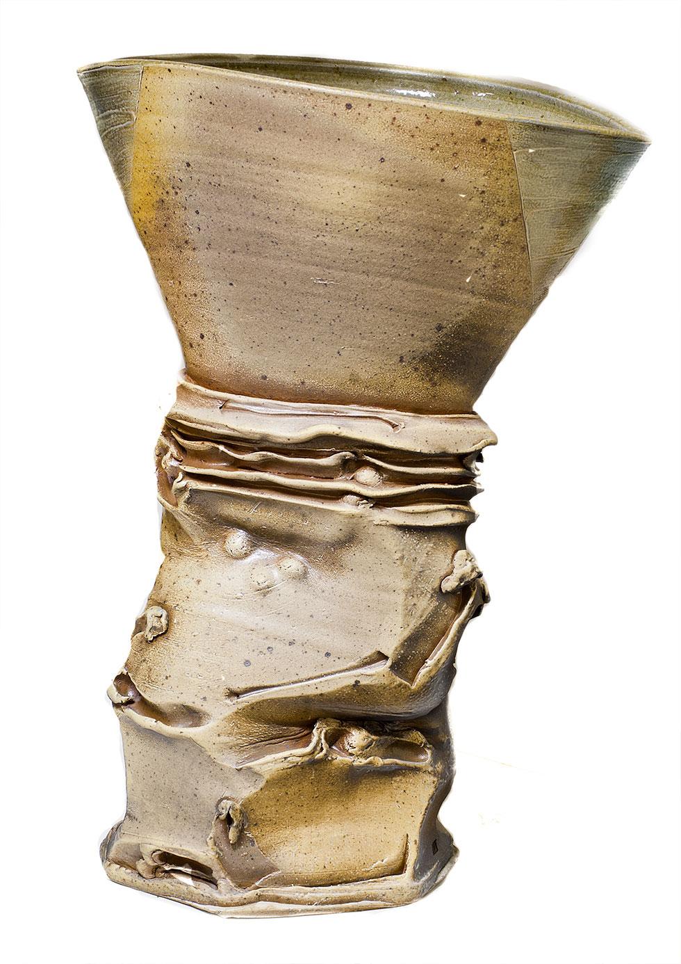 Untitled, 1992, Brad Schwieger, stoneware and glaze, 29.5 in. x 20.125 in. x 14.75 in. (74.9cm x 51cm x 37.5cm), 95.010.1. Gift of the artist.