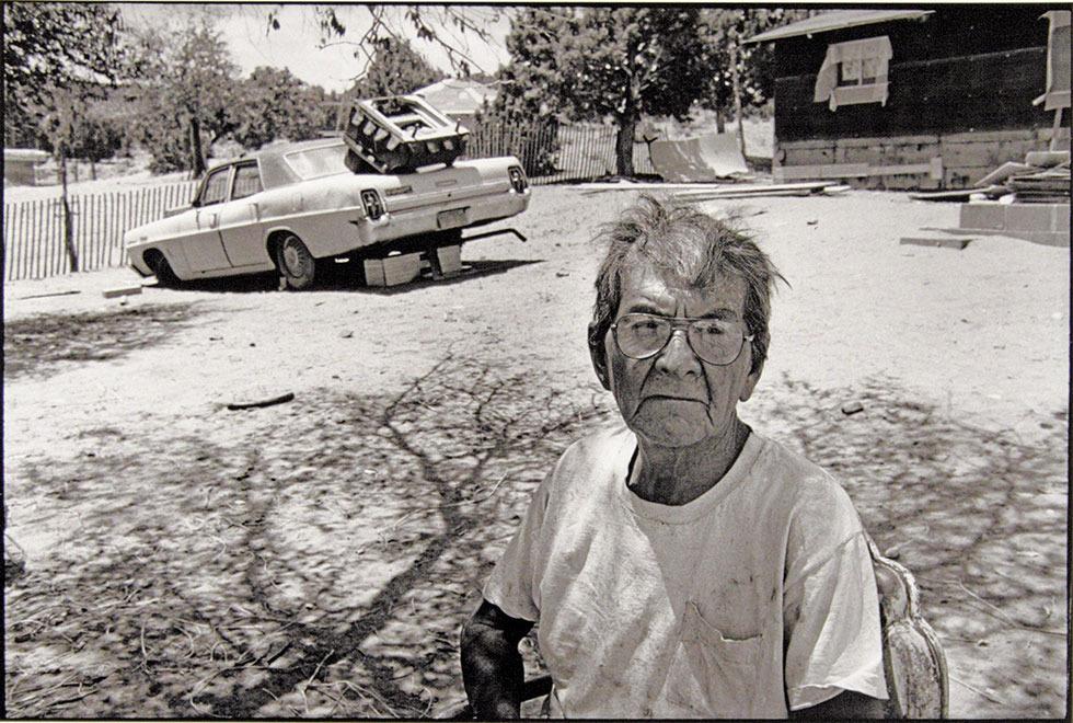 Lee Begay, 1982, Kenji Kawano, gelatin silver, 16 x 20 in. (40.6 x 50.8cm), 2002.008.3. Gift of the artist.