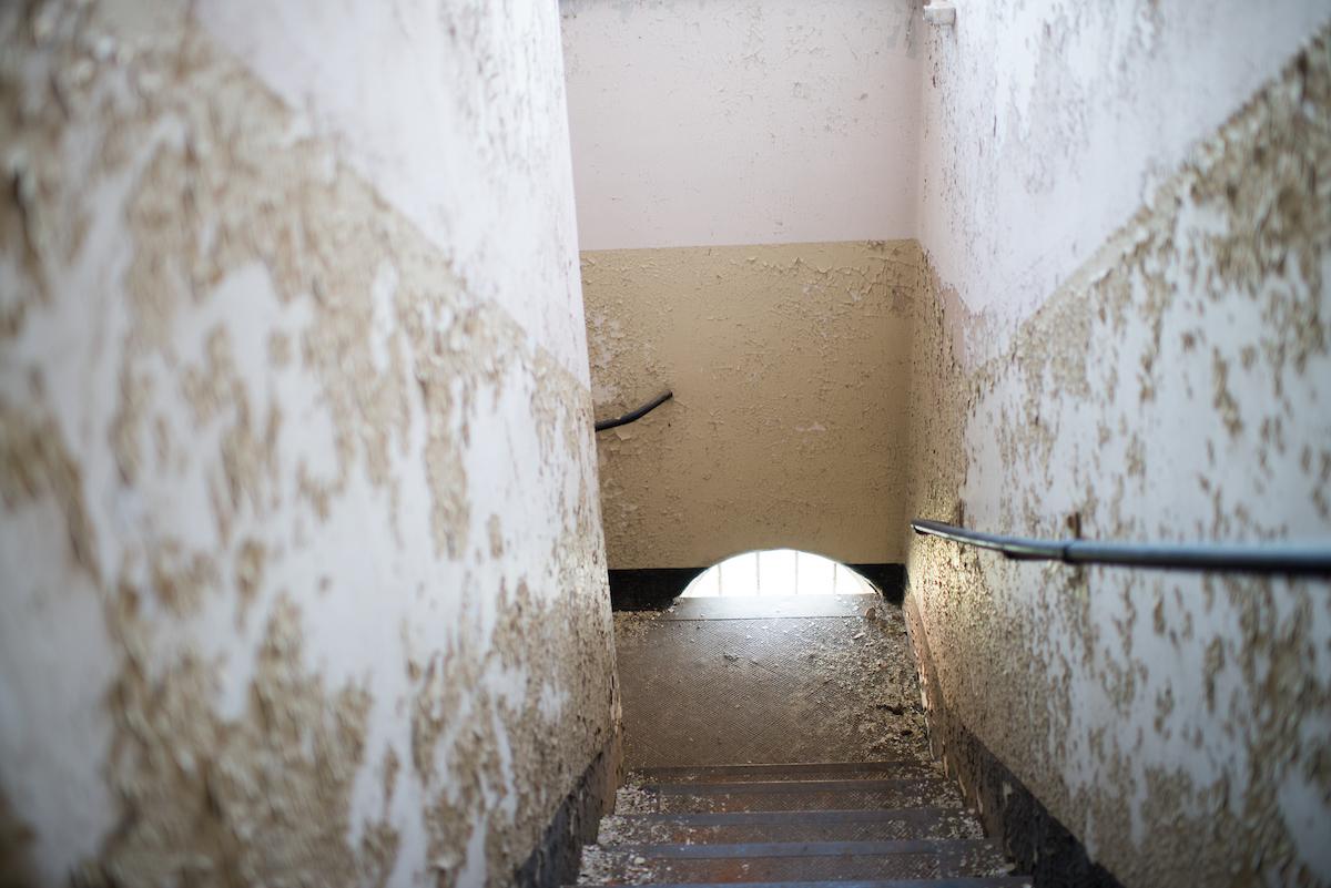 The Ridges stairwell before renovations