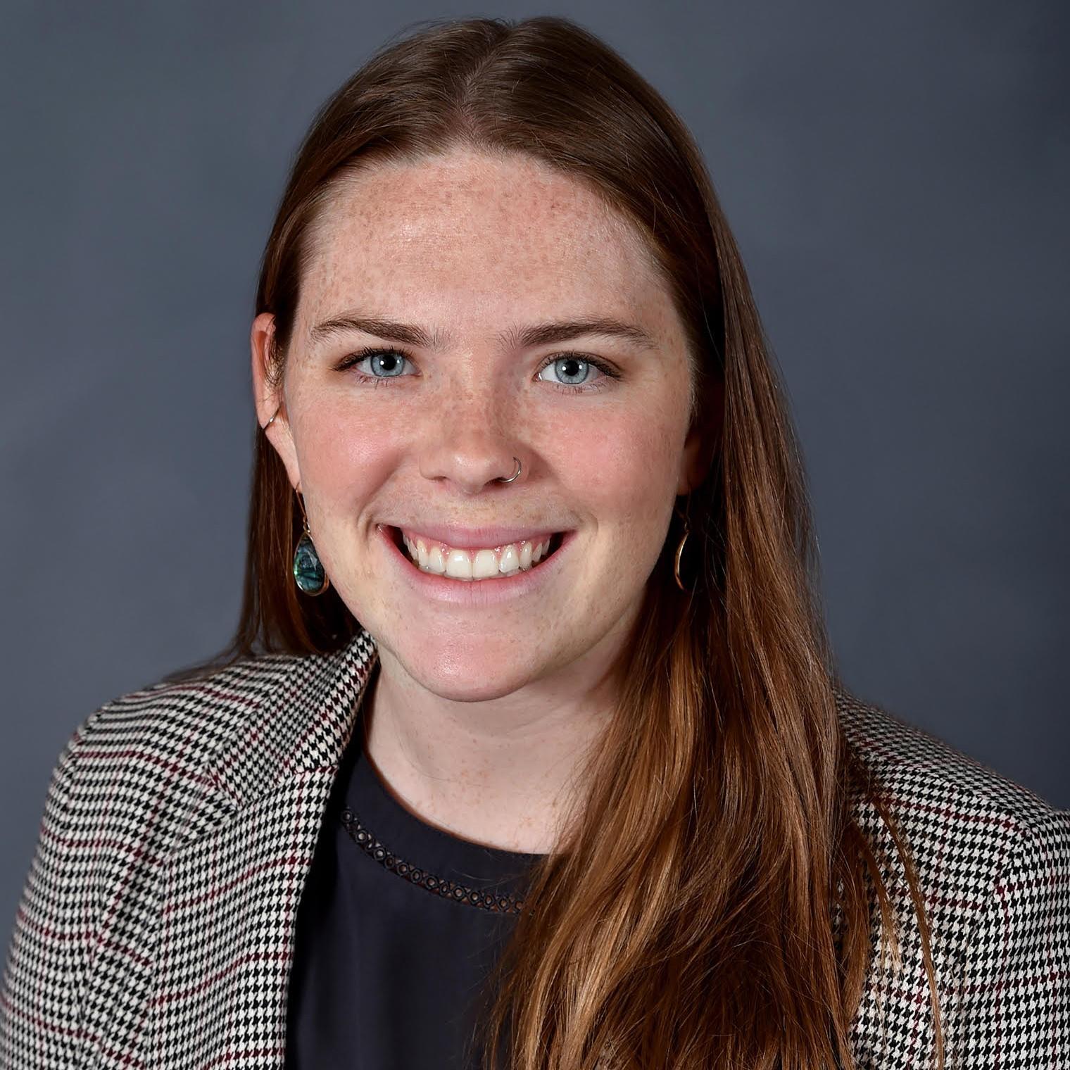 Hannah Burke Headshot