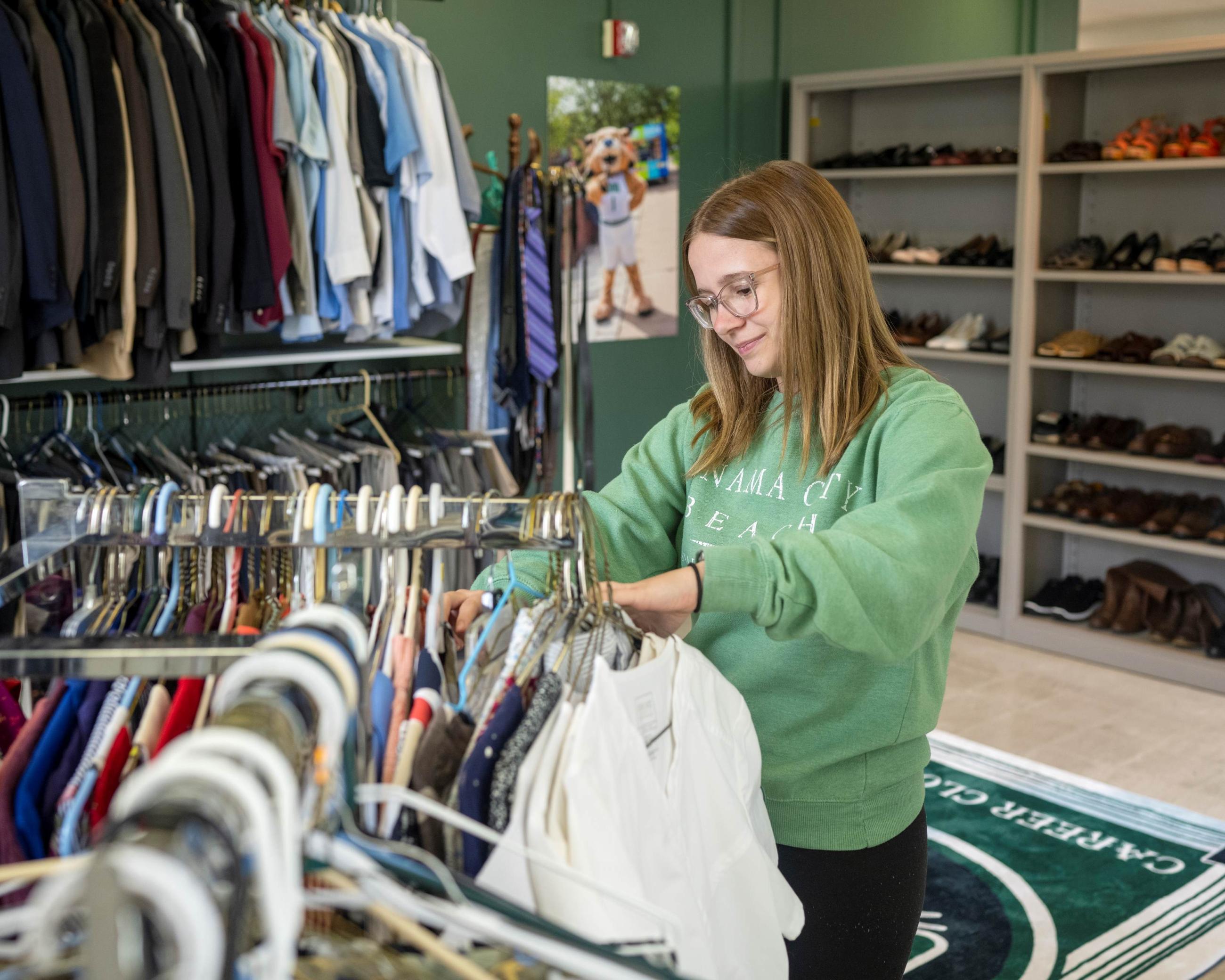 Zanesville - Career Closet Shopping