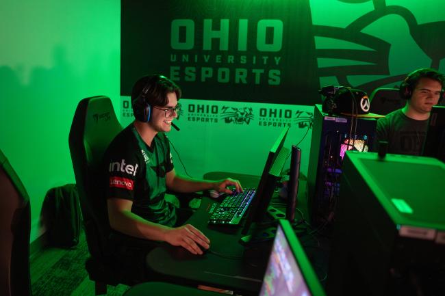 Esports Hero