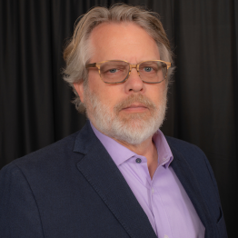 Brian Stultz headshot.