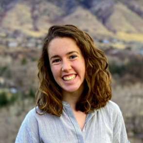 Sarah Liederbach headshot