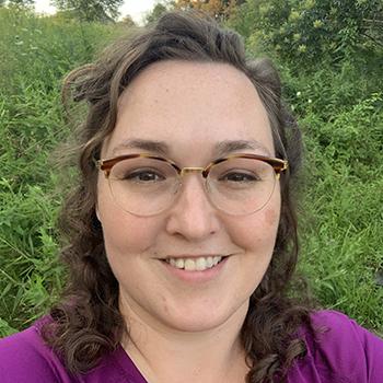 Lindsey Siegrist Headshot
